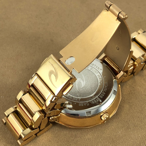 Rip Curl Sunrise Watch in a Shinny Rose Gold - Picture 7 of 10